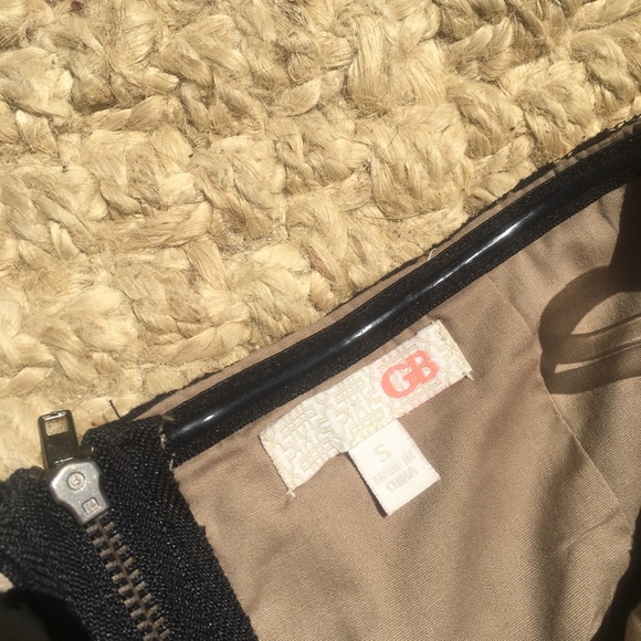 Gianni Bini strapless lace body-con dress - Picture 4 of 5